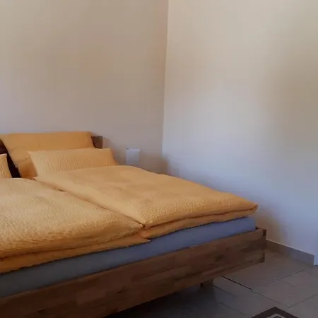 Apartment Am Taschlbach - Ferienwohnung - Michaela Schmitzer *