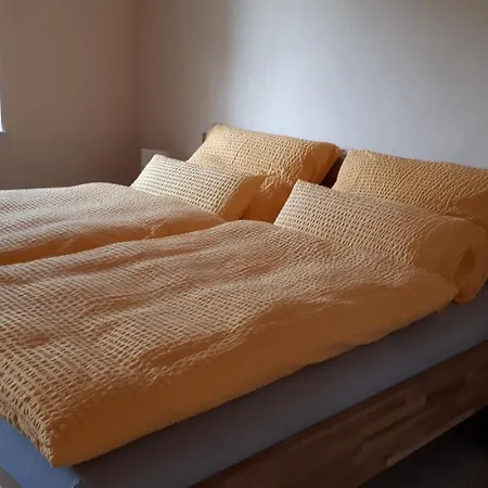 Am Taschlbach - Ferienwohnung - Michaela Schmitzer * Nodendorf